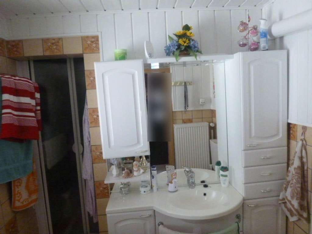 Immobilie in Dermbach - Einfamilienhaus mit Nebengebäude und Garten - Bild 4