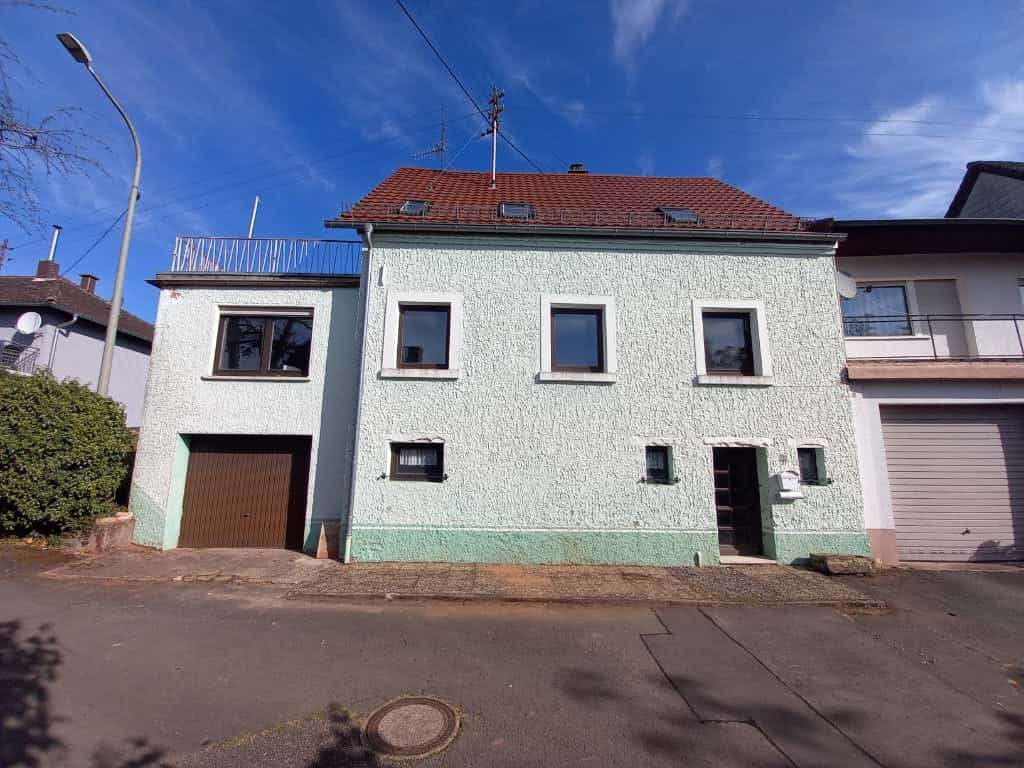 Immobilie in Herschberg - Entkerntes Massivhaus mit neuem Dach und Heizung! - Bild 0