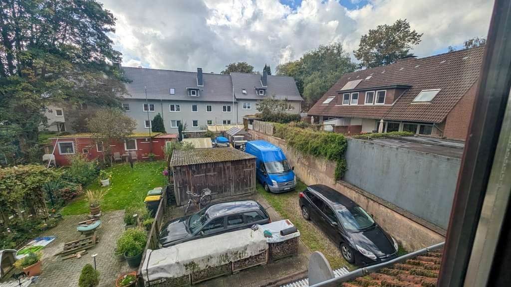 Immobilie in Schleswig - Kleines Reihenendhaus mit eigenem Grundstück und Stellplatz in zentraler Lage von Schleswig - Bild 2