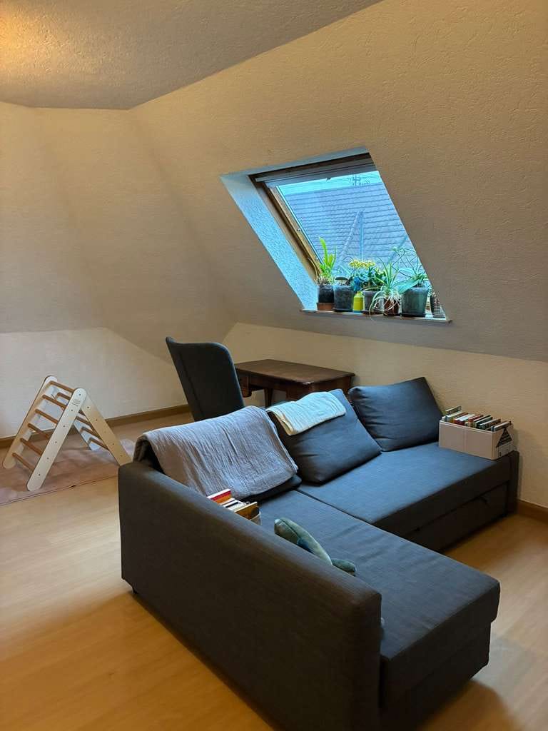 Immobilie in Ihringen - Attraktive 4 Zimmer Wohnung in Ihringen mit 2 Balkonen - Bild 2