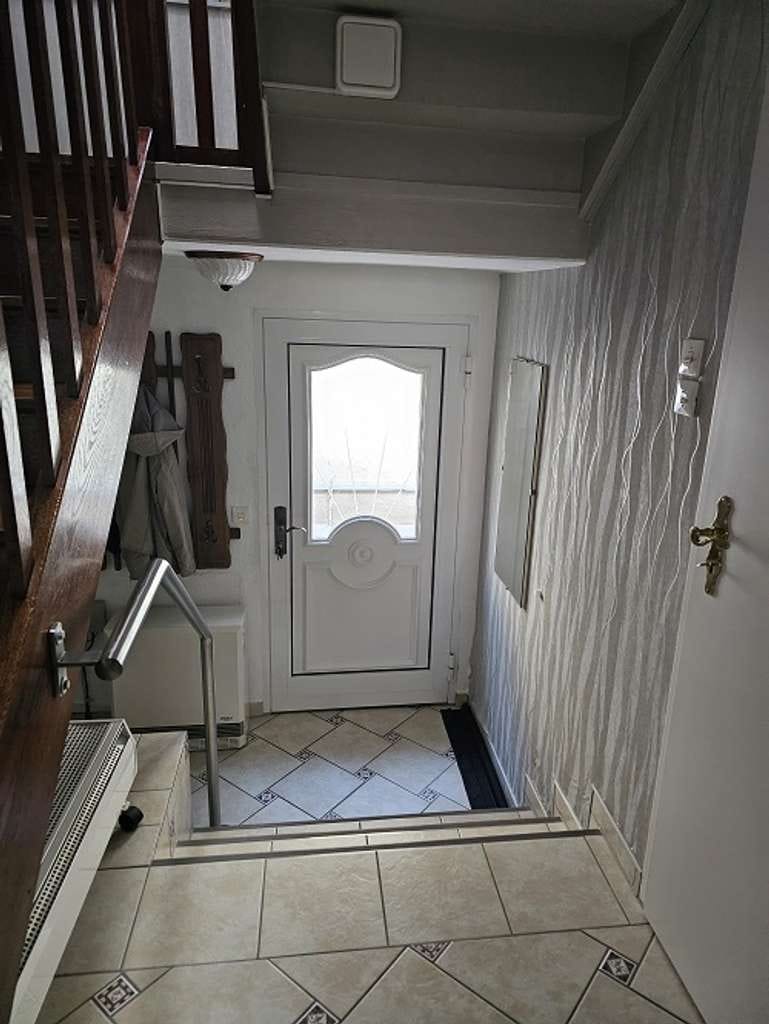 Immobilie in Unstrut-Hainich - Großes Einfamilienhaus in Weberstedt zu verkaufen :) - Bild 2