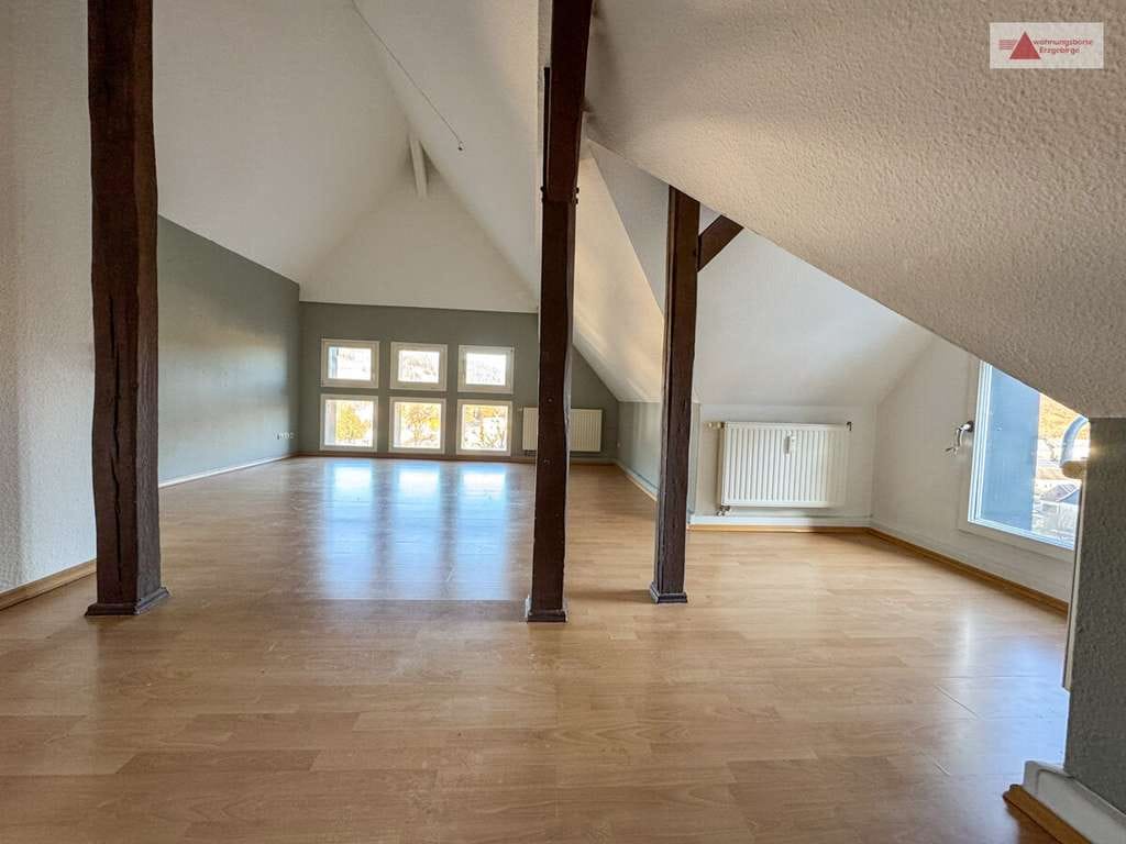 Immobilie in Schwarzenberg/Erzgebirge - Eigennutzung oder Kapitalanlage ? 4-Zimmer-Eigentumswohnung in Schwarzenberg zu verkaufen - Bild 0