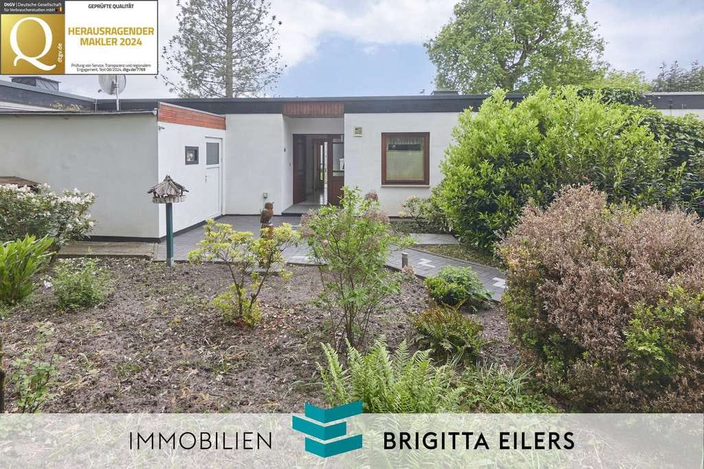 Immobilie in Oyten - Wohnen auf einer Ebene – gepflegter Flachdachbungalow mit Wintergarten, Garage und neuwertigem Bad - Bild 0