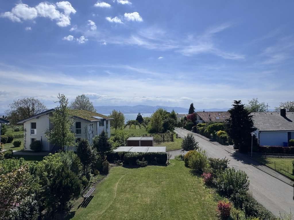 Immobilie in Wasserburg (Bodensee) - Große 4-Zimmer-Wohnung mit schöner Teilsee-/Bergsicht und Garage - Bild 4