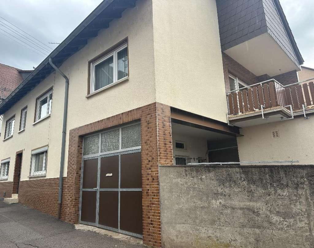 Immobilie in Marnheim - Großes Einfamilienhaus mit Garage und Garten - Bild 0