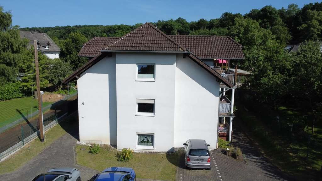 Immobilie in Friedewald - Attraktives Mehrfamilienhaus mit 5 Wohneinheiten - Bild 1