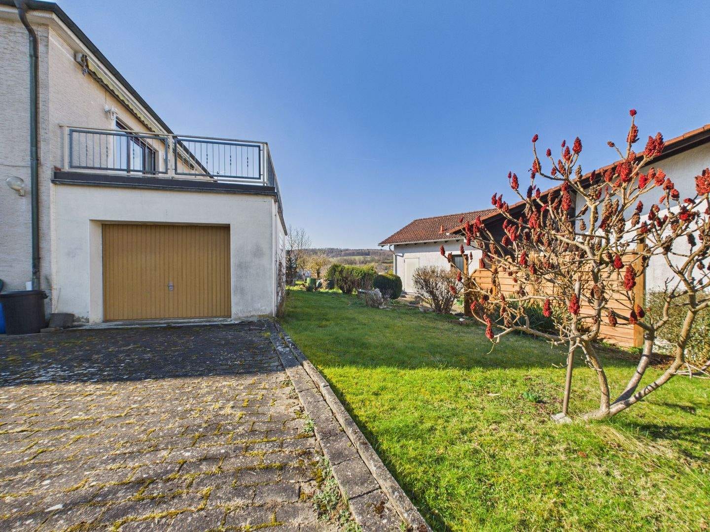 Immobilie in Waldsolms - Charmantes Einfamilienhaus in schöner Lage - Bild 3