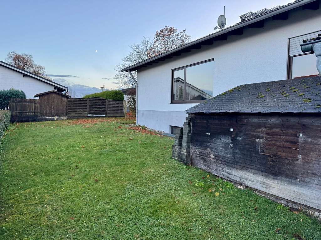 Immobilie in Hayingen - Familienfreundliches Haus mit großem Garten – sofort bezugsfrei - Bild 2