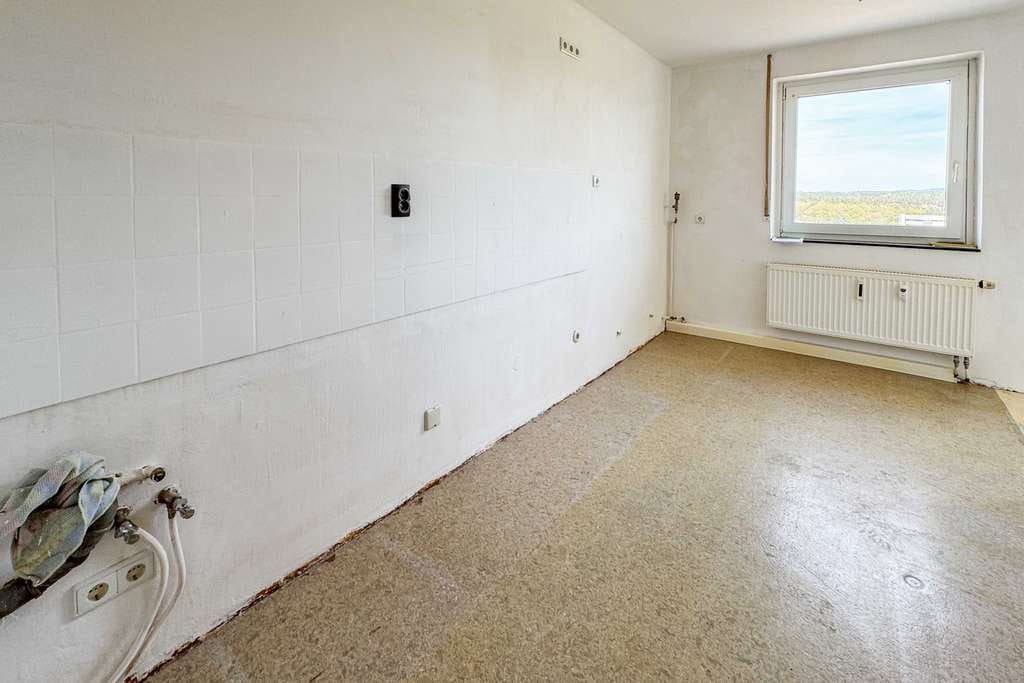 Immobilie in Lauf an der Pegnitz - Fernblick & viel Potenzial! Frei ab sofort!  - Bild 3