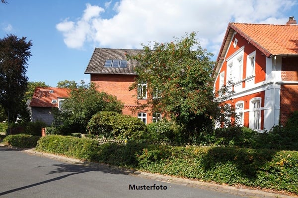 Immobilie in Stadlern - Individuelles Einfamilienhaus mit unverbaubarem Blick über die Landschaft - Bild 0