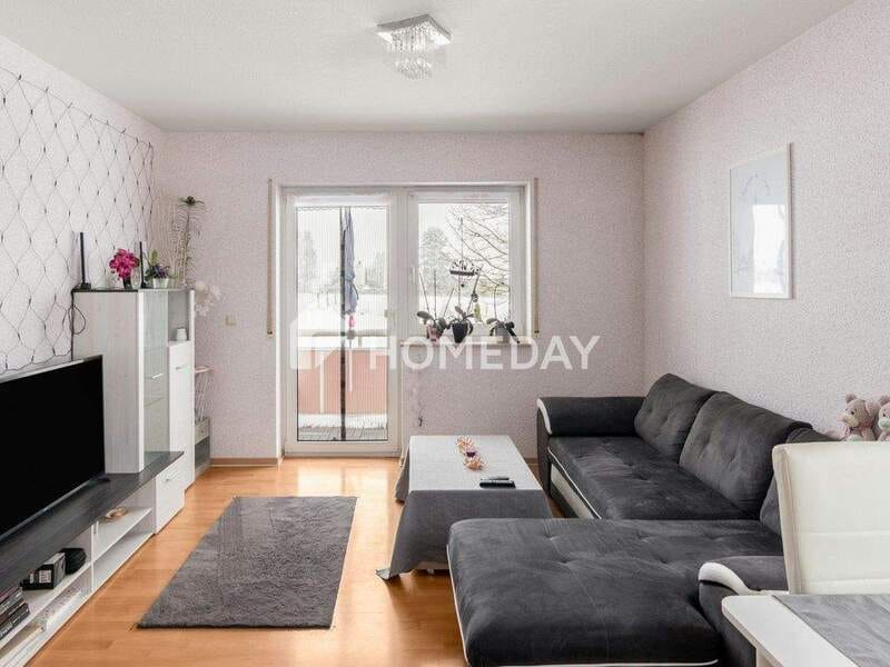 Immobilie in Ilmenau - Gepflegte 3-Zimmer-Erdgeschosswohnung mit Südwest-Balkon in naturnaher Wohnlage & zwei Stellplätzen - Bild 0