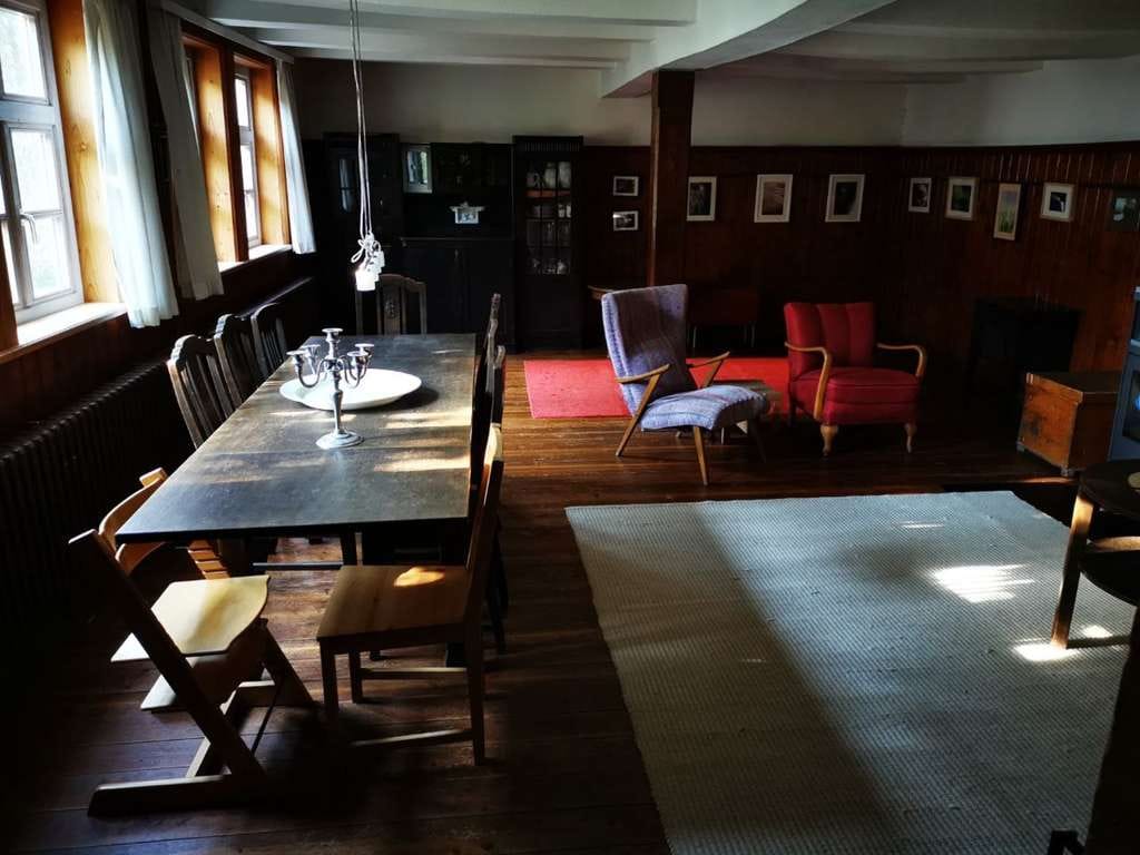 Immobilie in Friedland - großes Wohn-und Gewerbehaus, romantisch mit viel Natur und umbaubar - Bild 4