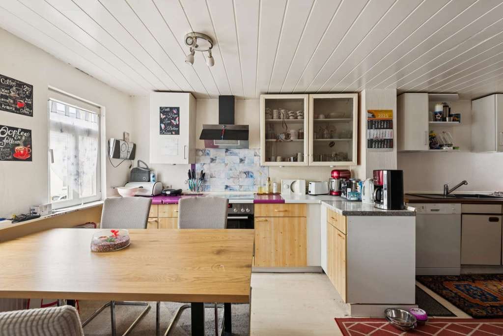 Immobilie in Meudt - Solides Einfamilienhaus in zentraler Lage von Meudt - Bild 3