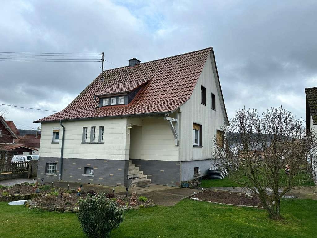 Immobilie in Birstein - Idyllische Lage – tolles Grundstück - Bild 0