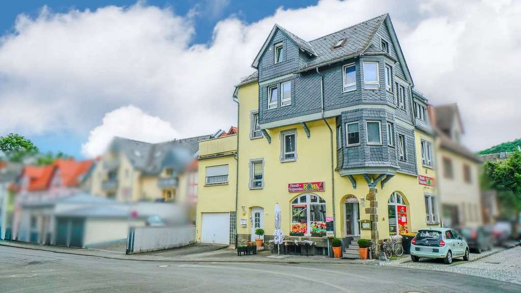 Immobilie in Herborn - 2 Wohneinheiten & Gewerbeeinheit in Top-Lage von Herborn - Bild 0