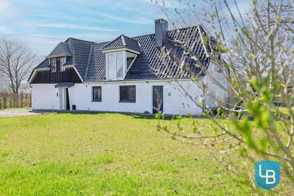 Immobilie in Ascheberg - Zuhause ankommen: Großzügige Wohneinheit mit Weitblick, Charme und Privatsphäre - Bild 1