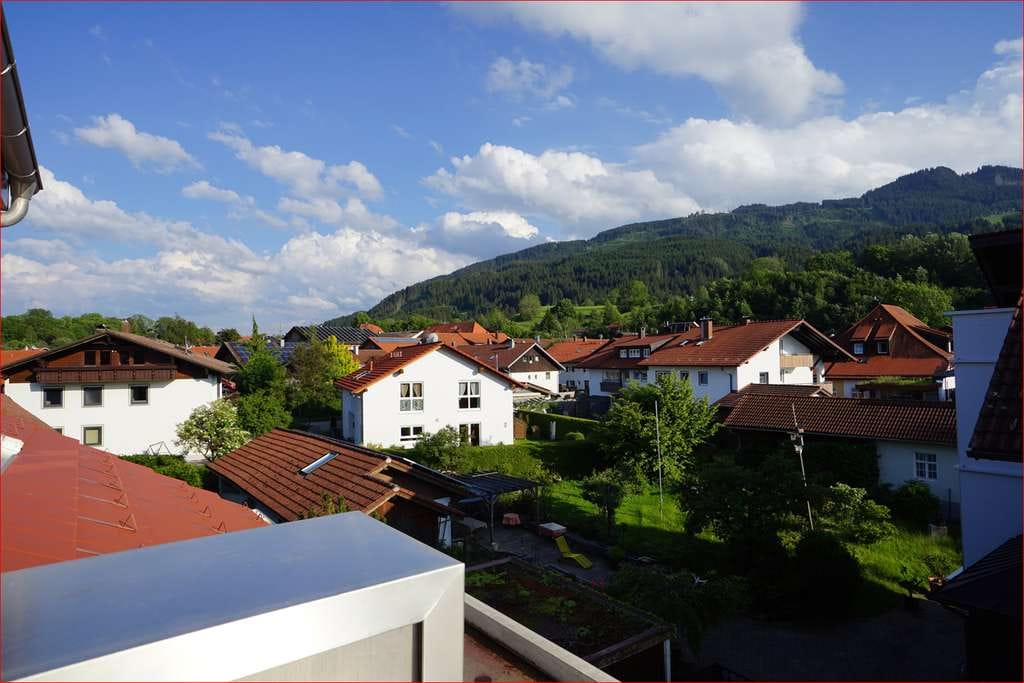 Immobilie in Nesselwang - WHG 6/7
Exklusive Penthouse-Wohnung! TOP Ausstattung! Top Energiewert KFW40EE - Bild 4