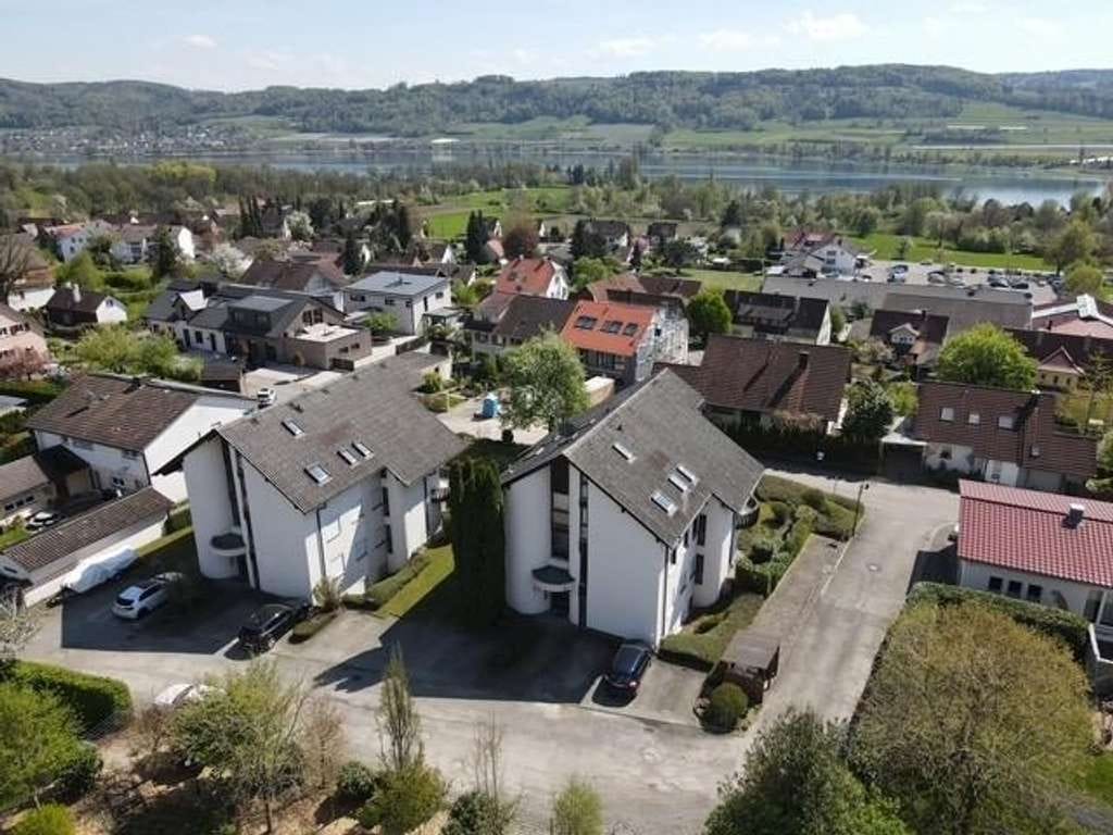 Immobilie in Öhningen - 2-Zimmer-Eigentumswohnung mit großem Süd-West-Balkon und Außenstellplatz - sofort frei - Bild 1