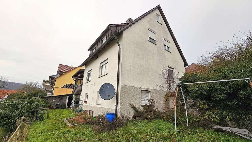 Immobilie in Sachsenheim - Großzügiges 1–2 Familienhaus mit herrlicher Aussicht in Ochsenbach - Bild 3