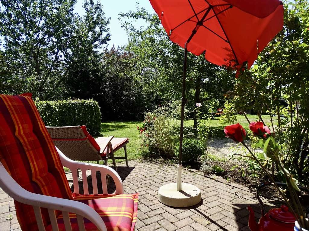 Immobilie in Seeon-Seebruck - Sonnige Maisonette-Gartenwohnung im Herzen von Seebruck – nur 200 m zum Chiemsee - Bild 1