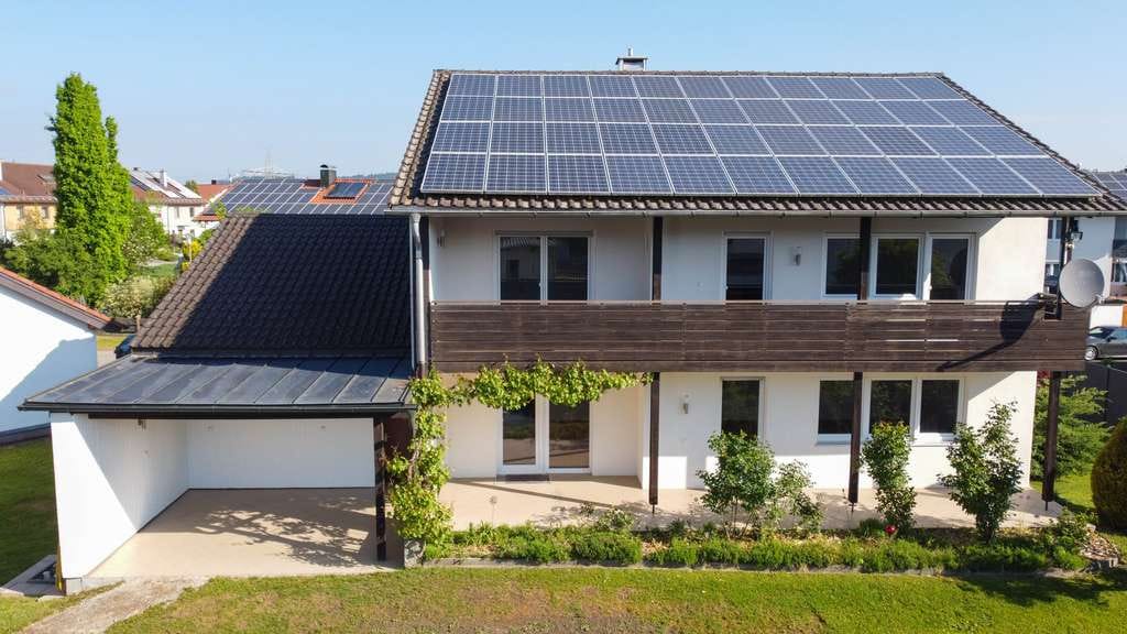 Immobilie in Neuötting - Familienparadies mit großem Garten & Bachzugang – Viel Platz zum Leben und Wohlfühlen - Bild 4