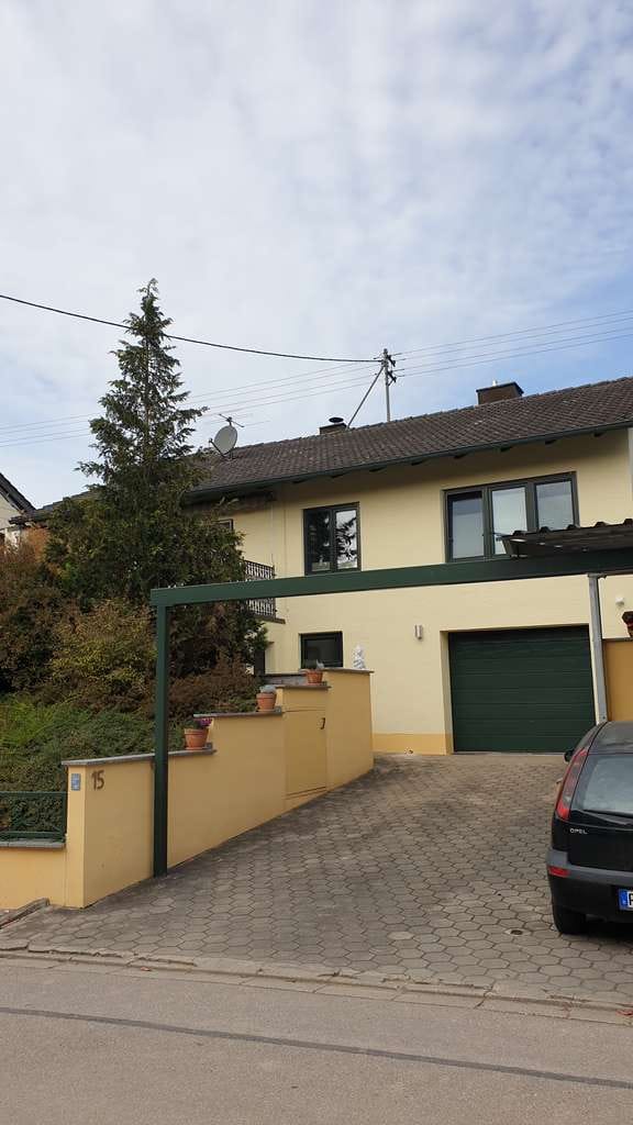 Immobilie in Allershausen - Wohnhaus mit optionalem Erwerb eines direkt angrenzenden Freizeitgrundstückes - Bild 1