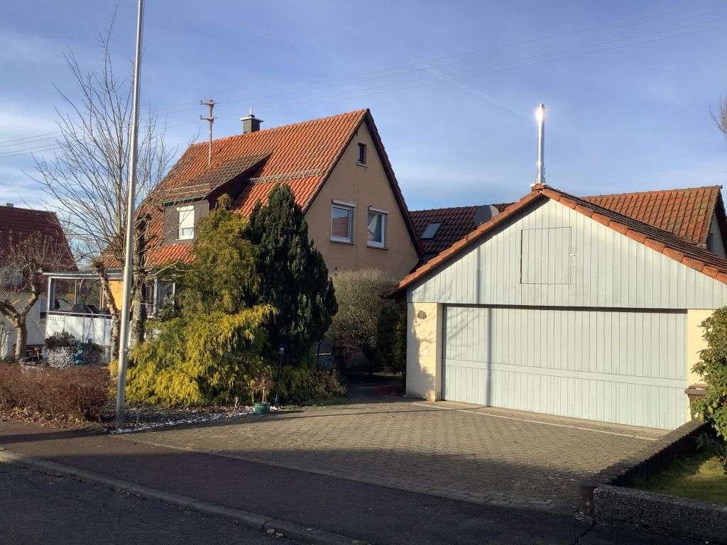 Immobilie in Alfdorf - Wohnhaus mit Anbau und Doppel Garage in Rienharz ( Alfdorf) - Bild 0