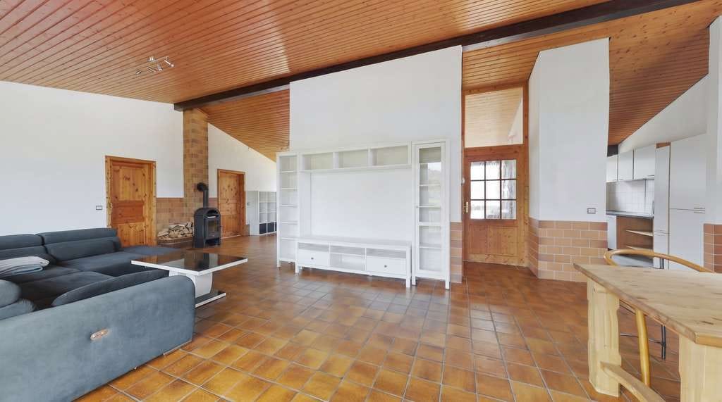 Immobilie in Sippersfeld - Bungalow mit Garage und komplett eingezäuntem Grundstück - Bild 2