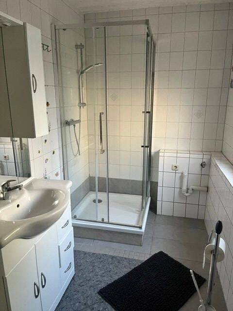 Immobilie in Lehrte - Hoher Wohnkomfort - getrennt oder gemeinsam nutzbar - unabhängig von Gas und steigenden Strompreisen - Bild 3