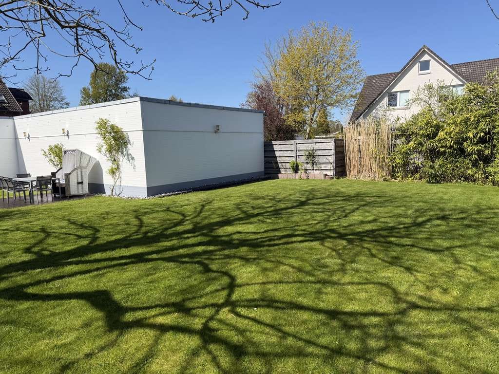 Immobilie in Altenholz - Eigene Firma - große Familie? Großzügiges Wohn- und Geschäftshaus in Altenholz-Klausdorf - Bild 3