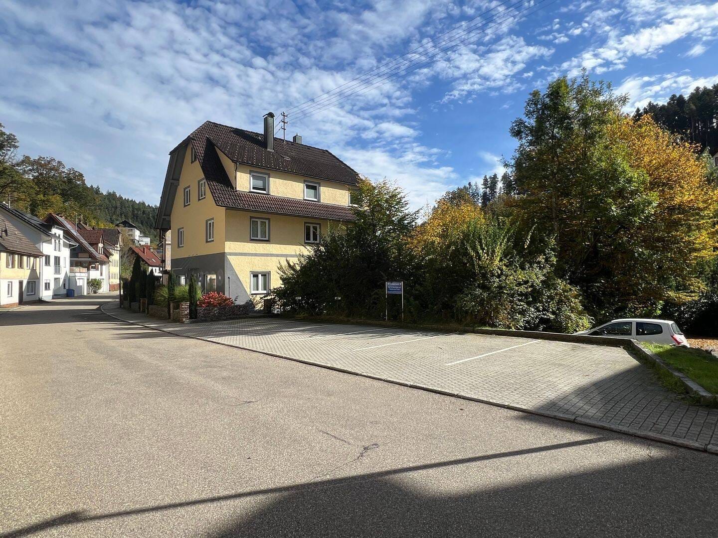 Immobilie in Lauterbach - Provisionsfrei: Mehrfamilienhaus mit vielseitigen Nutzungsmöglichkeiten! - Bild 0