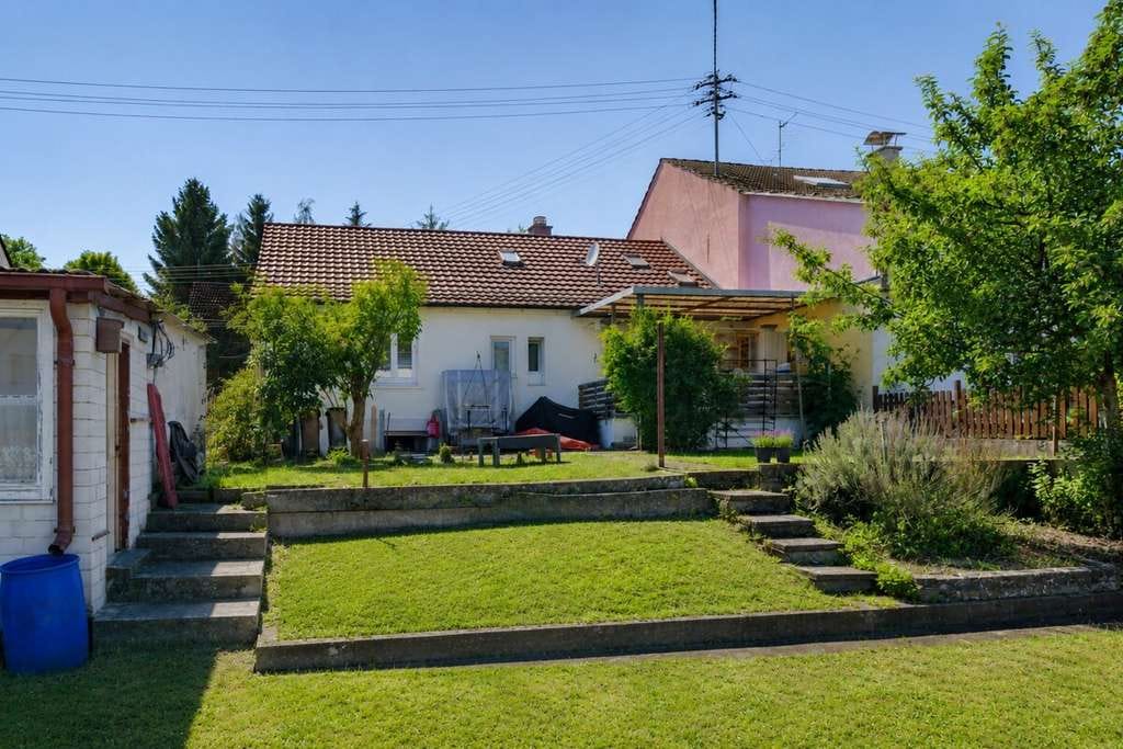 Immobilie in Volkertshausen - Familienfreundliche Doppelhaushälfte mit großem Garten - Bild 0