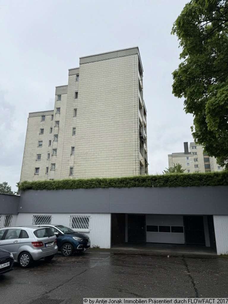 Immobilie in Esslingen am Neckar - Wohnen mit Weitblick - 3 Zimmer-Wohnung mit sonnigem Balkon in Esslingen-Berkheim - Bild 1