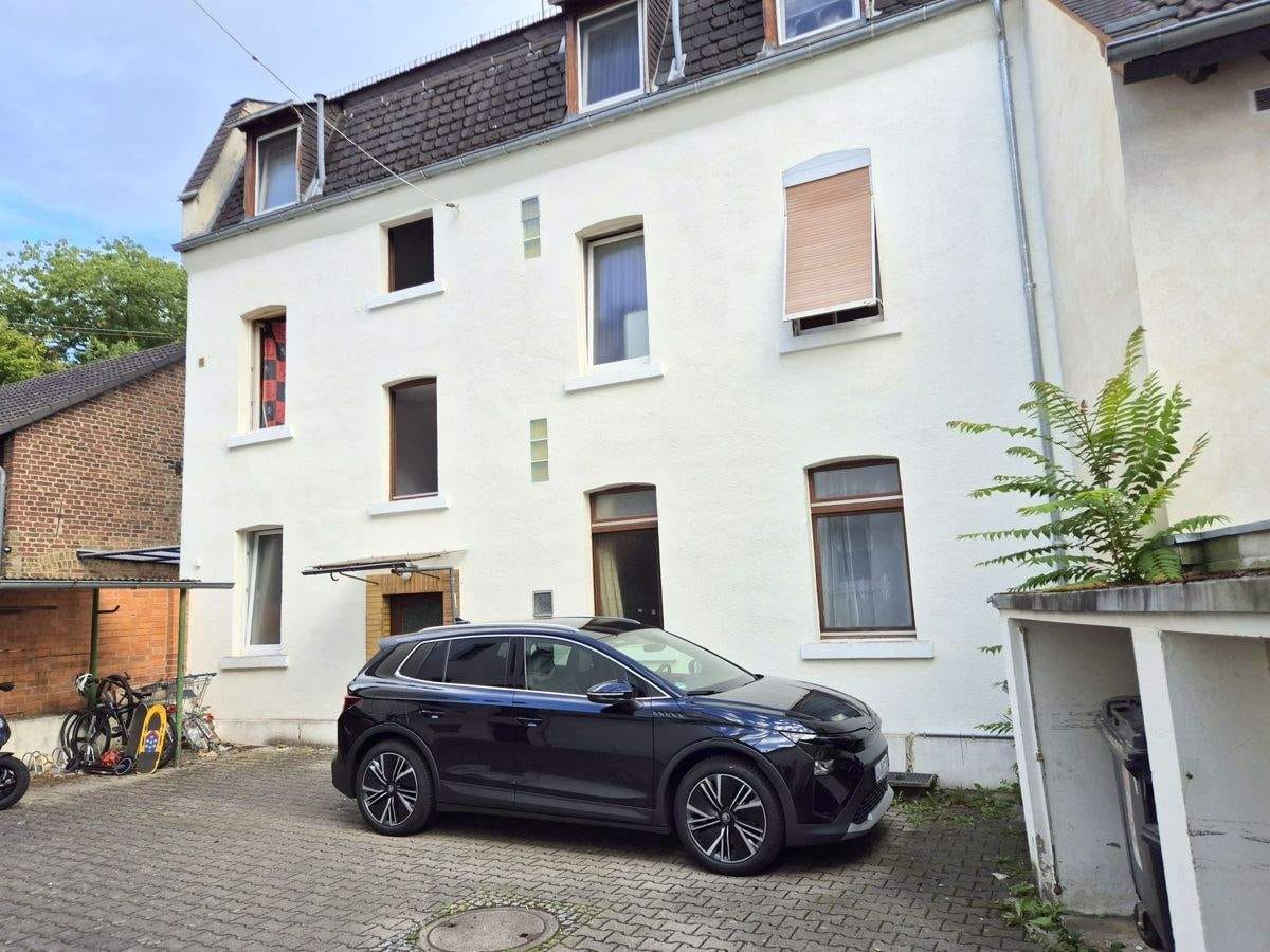 Immobilie in Wiesbaden - FÜR INVESTOREN! 2 Häuser mit 7 Einheiten in zentraler Lage von Wiesbaden-Dotzheim - Bild 0