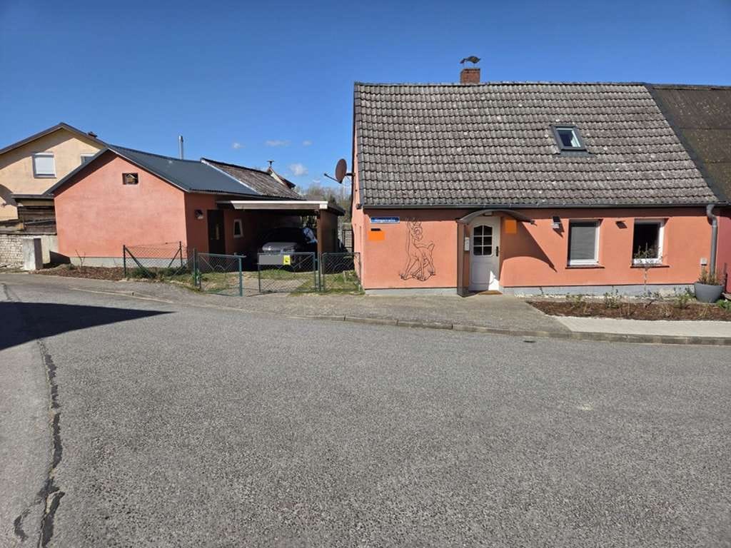Immobilie in Bartow - Kleine DHH auf kleinem Grundstück ...für Urlaub und /oder Festwohnen - Bild 0
