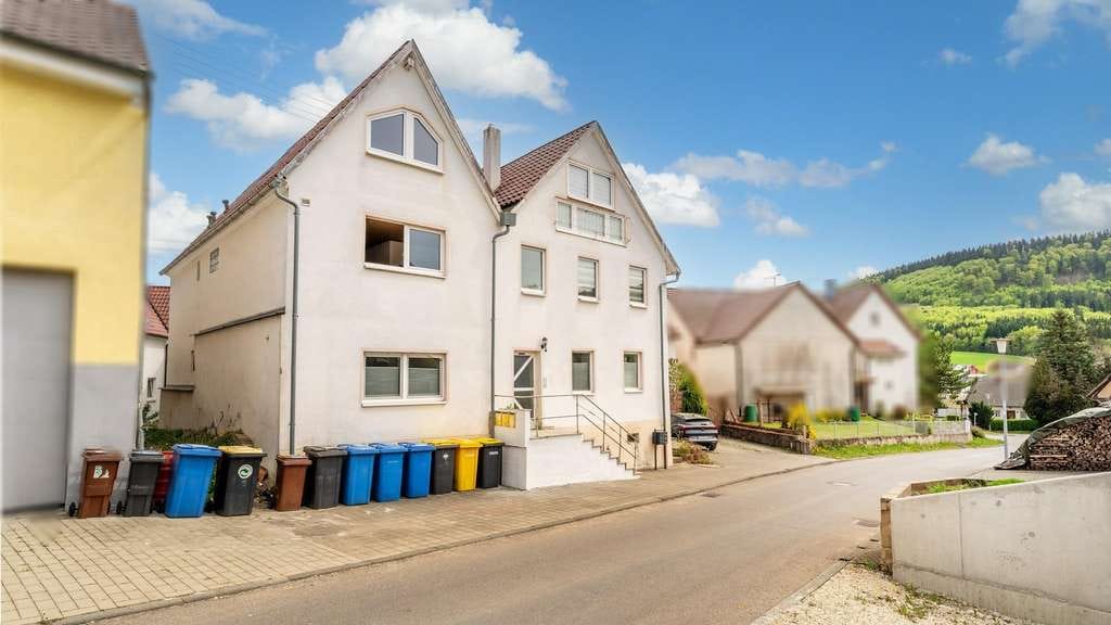 Immobilie in Seitingen-Oberflacht - Kapitalanleger aufgepasst -  25.260,- Euro Mieteinnahmen pro Jahr. - Bild 1
