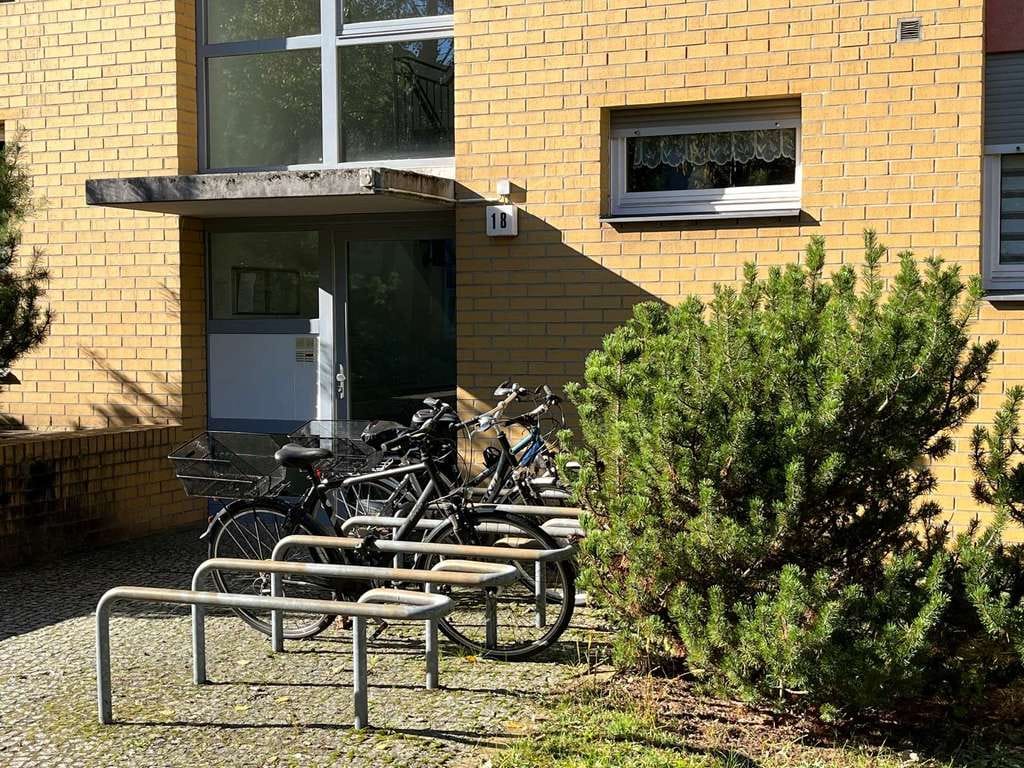Immobilie in Falkensee - Für Kapitalanleger: attraktive und renditestarke Penthouse-Maisonettewohnung in der Gartenstadt - Bild 2
