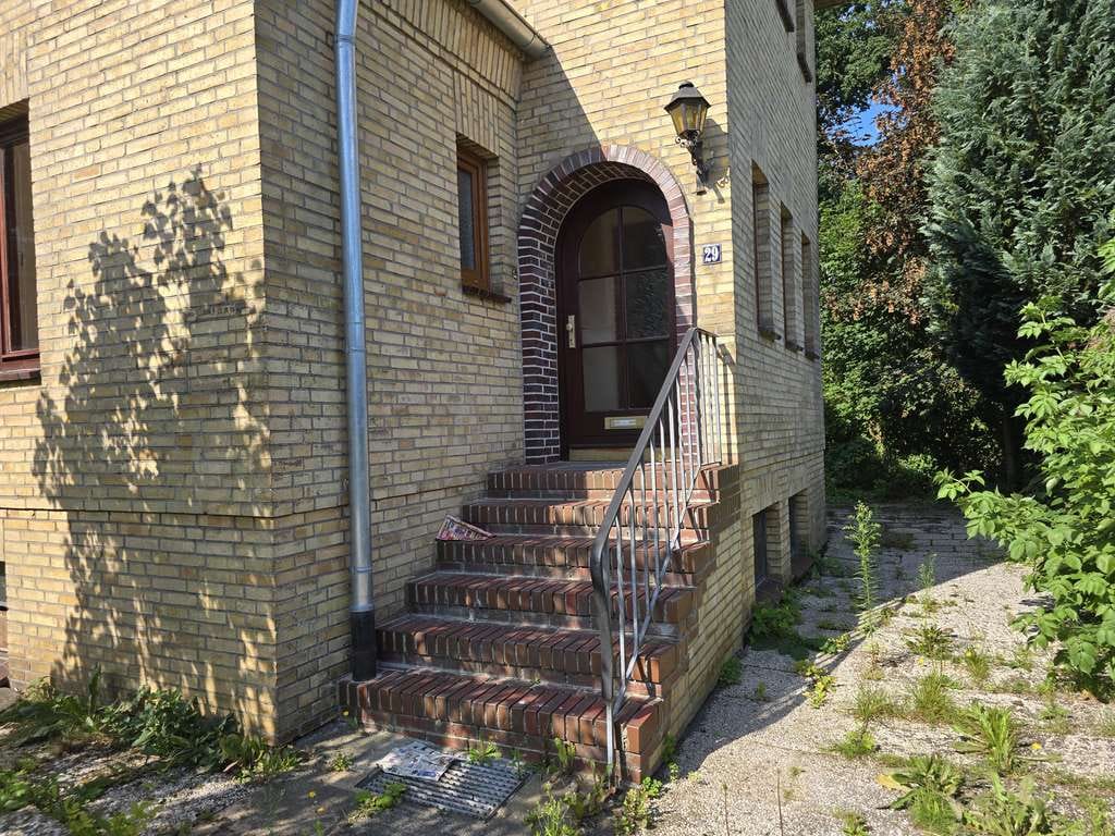Immobilie in Nortorf - Älteres Einfamilienhaus mit besonderem Charme – Ihr Familienprojekt in ruhiger Lage - Bild 3