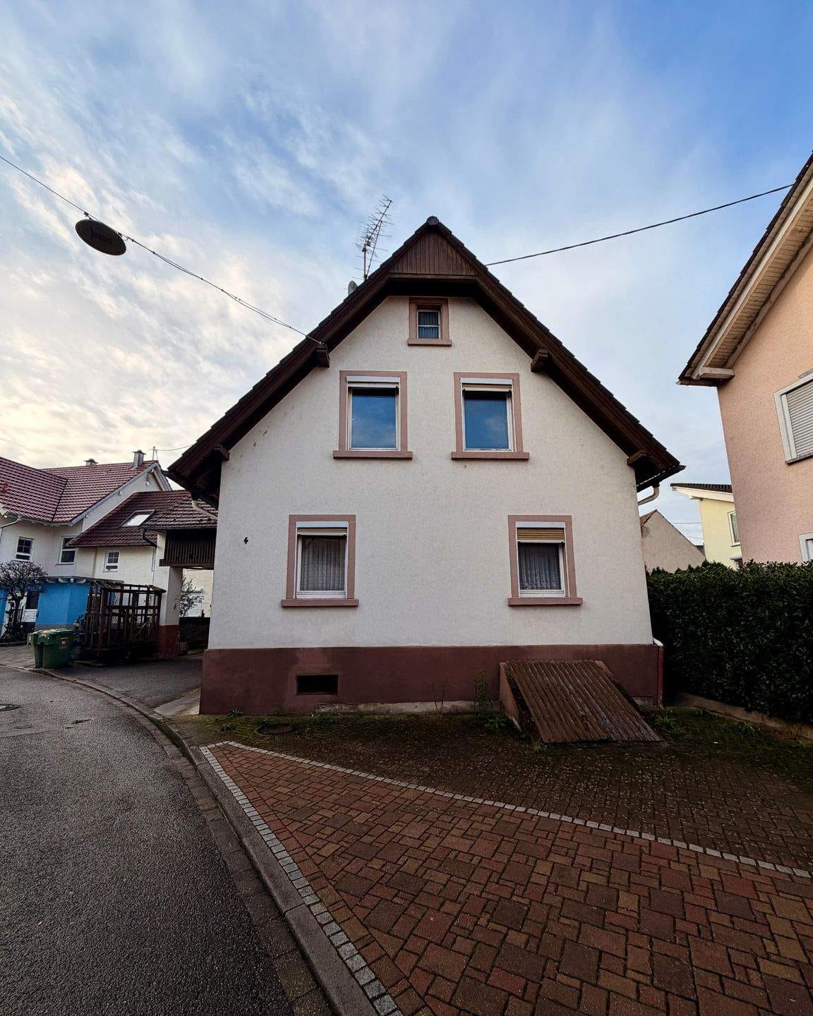 Immobilie in Hohberg - Aus Alt mach Traumhaus - hier können Sie verwirklichen - Bild 2