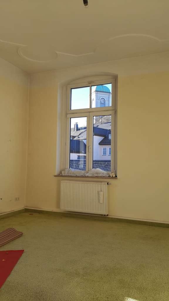 Immobilie in Lößnitz - *Denkmalschutz* Wohnungspaket mit 3 WE (leer) + 1 Einheit nicht ausgebaut + Garage + Nebengebäude - Bild 3