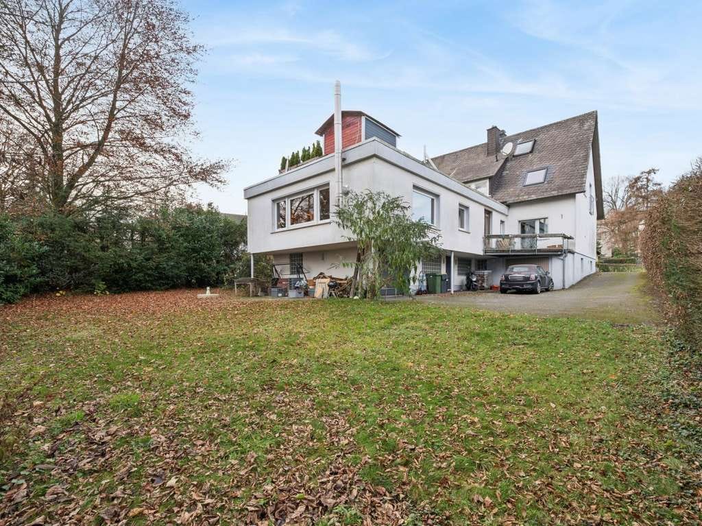 Immobilie in Halver - Haus im Haus: Exklusive 5-Zimmer-Eigentumswohnung in Zentrumsnähe von Halver - Bild 1