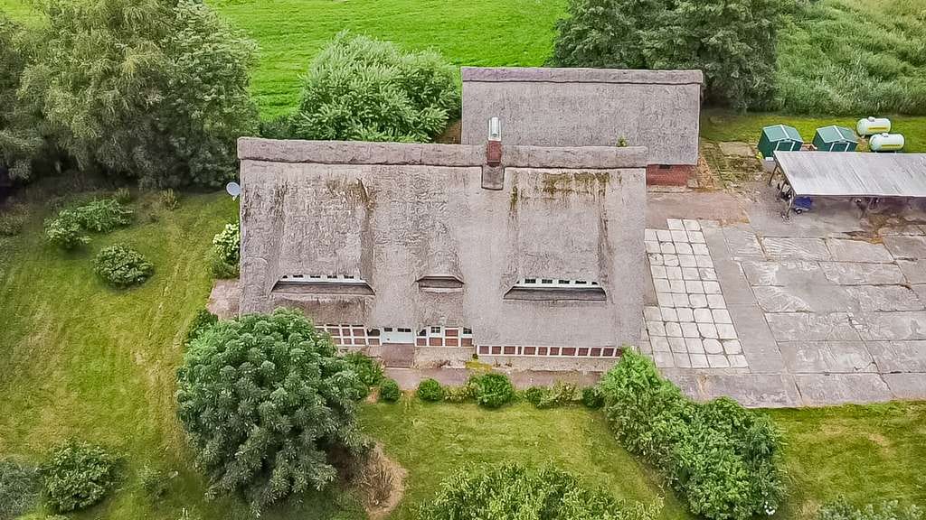 Immobilie in Hemmoor - Historisches Reetdach-Haus mit 4 Einheiten und ca. 6,71 % Rendite - Bild 2