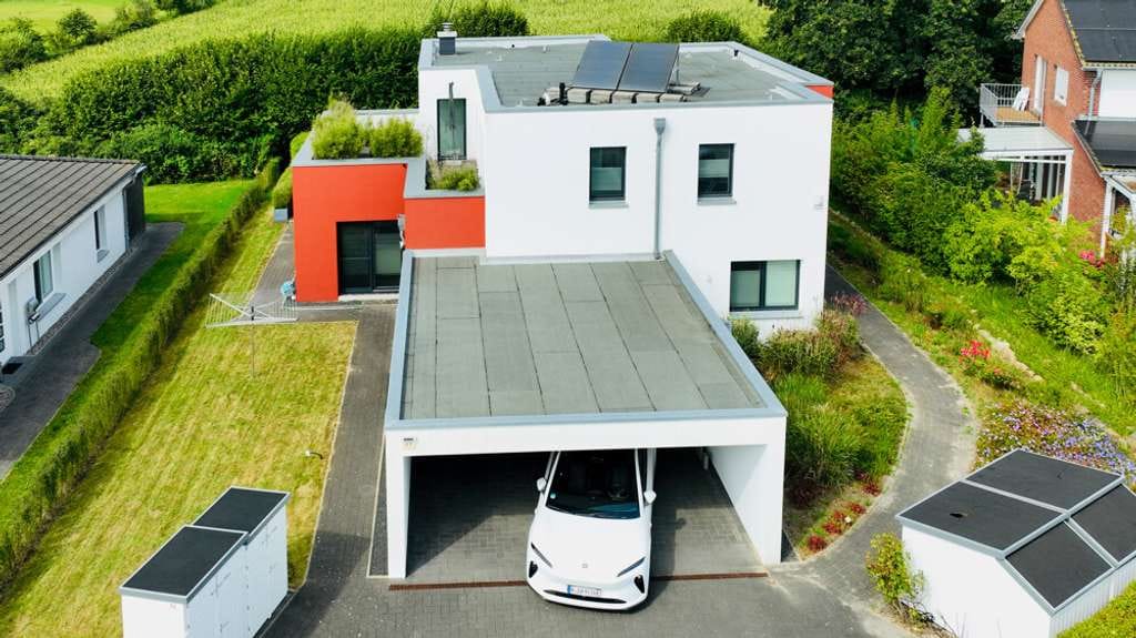 Immobilie in Melsdorf - Effizienz trifft Eleganz – Feldrandhaus mit Solarpower und Smart Features - Bild 1