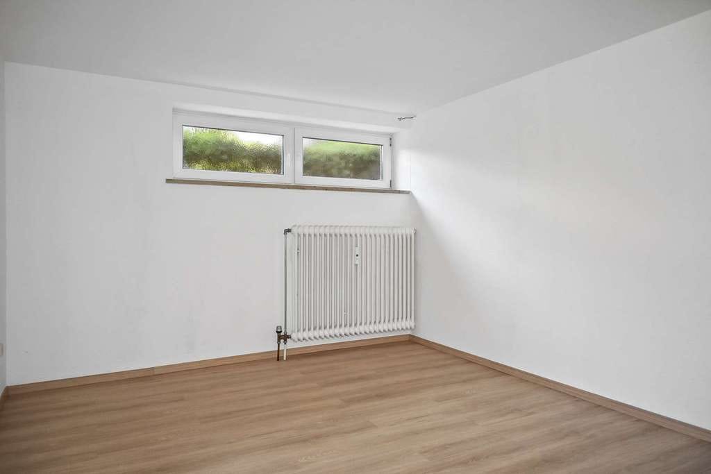 Immobilie in Vilshofen an der Donau - Souterrainwohnung in zentraler Lage von VOF! Nur 58.500 EUR! - Bild 1