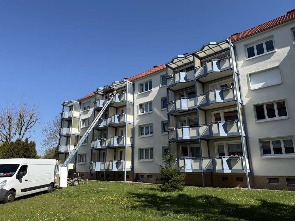 Immobilie in Waltershausen - hochwertig renovierte 3-Zimmer ETW mit Balkon und Küche im 2.OG - Bild 4