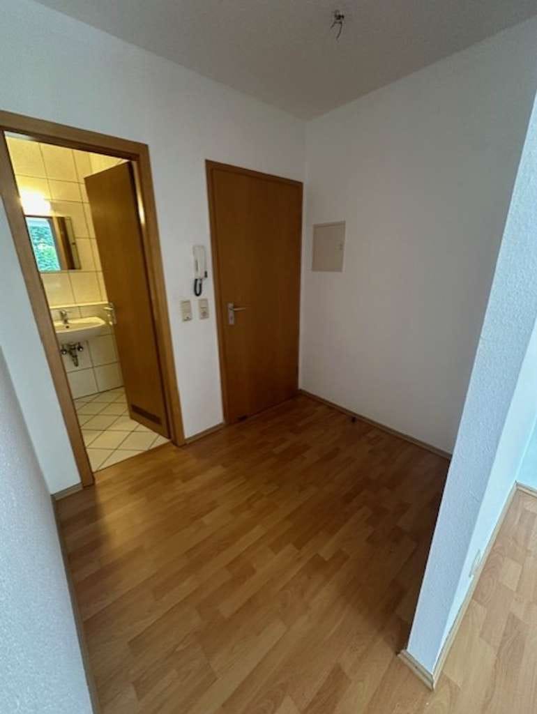 Immobilie in Homburg - Gepflegte Single-Wohnung incl. Einbauküche *Erwerb direkt vom Eigentümer - ohne Provision* - Bild 2