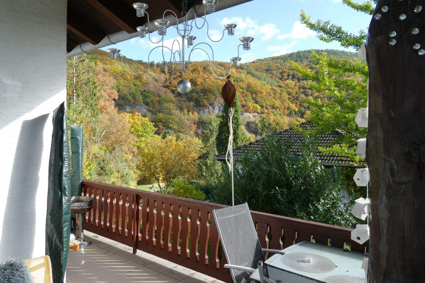 Immobilie in Edertal - Gelegenheit! Wunderschönes 1-2 Familienhaus in bevorzugter Lage am Edersee zu verkaufen - Bild 3