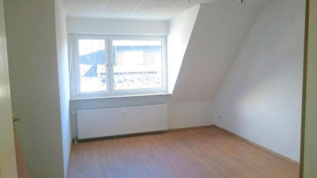 Immobilie in Kobern-Gondorf - 8% Rendite-Potential: leere ~88 qm 4-ZKB-Wohnung in Koblenz Rübenach - Bild 2