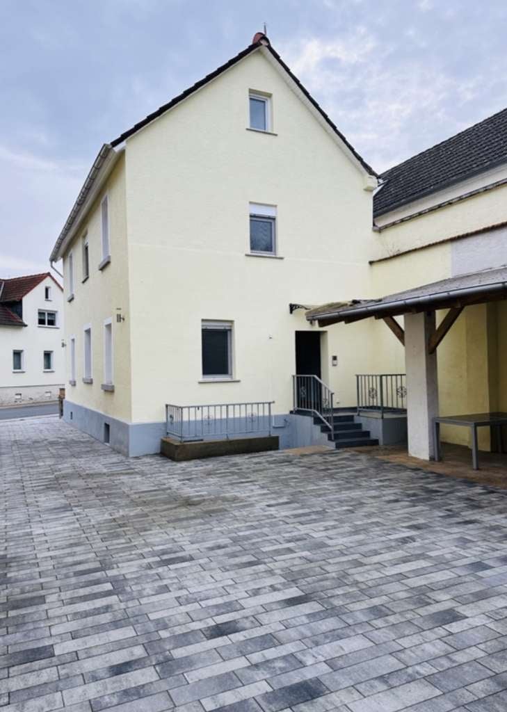Immobilie in Schöneck - Freistehendes Haus mit großem Garten - Bild 1