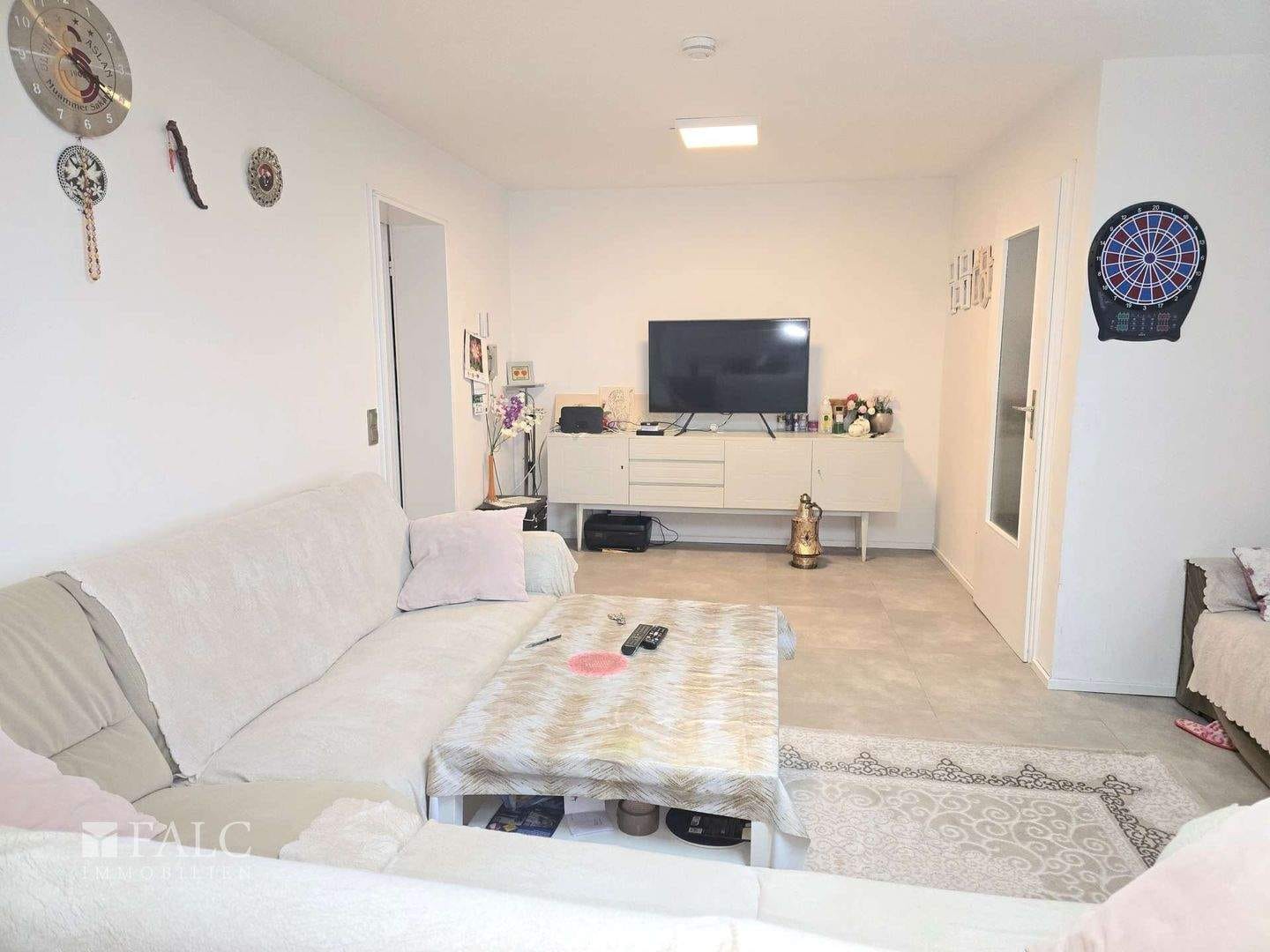 Immobilie in Winterlingen - Einziehen & wohlfühlen: Renovierte 2-Zimmer-Wohnung mit zwei Balkonen - Bild 4